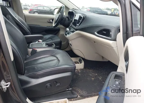 2018 Chrysler Pacifica Limited z USA, uszkodzony, nr VIN 2C4RC1GG5JR358001